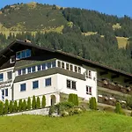 Gasthuis Gaestehaus Wildbach 3*