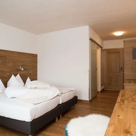 Gaestehaus Wildbach 3* Mittelberg