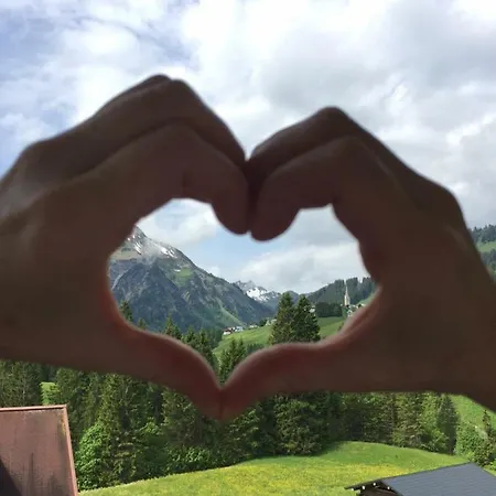 Guest house Gaestehaus Wildbach Mittelberg