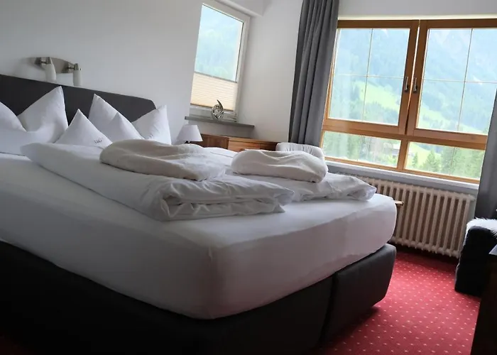 Gaestehaus Wildbach Guest house Mittelberg
